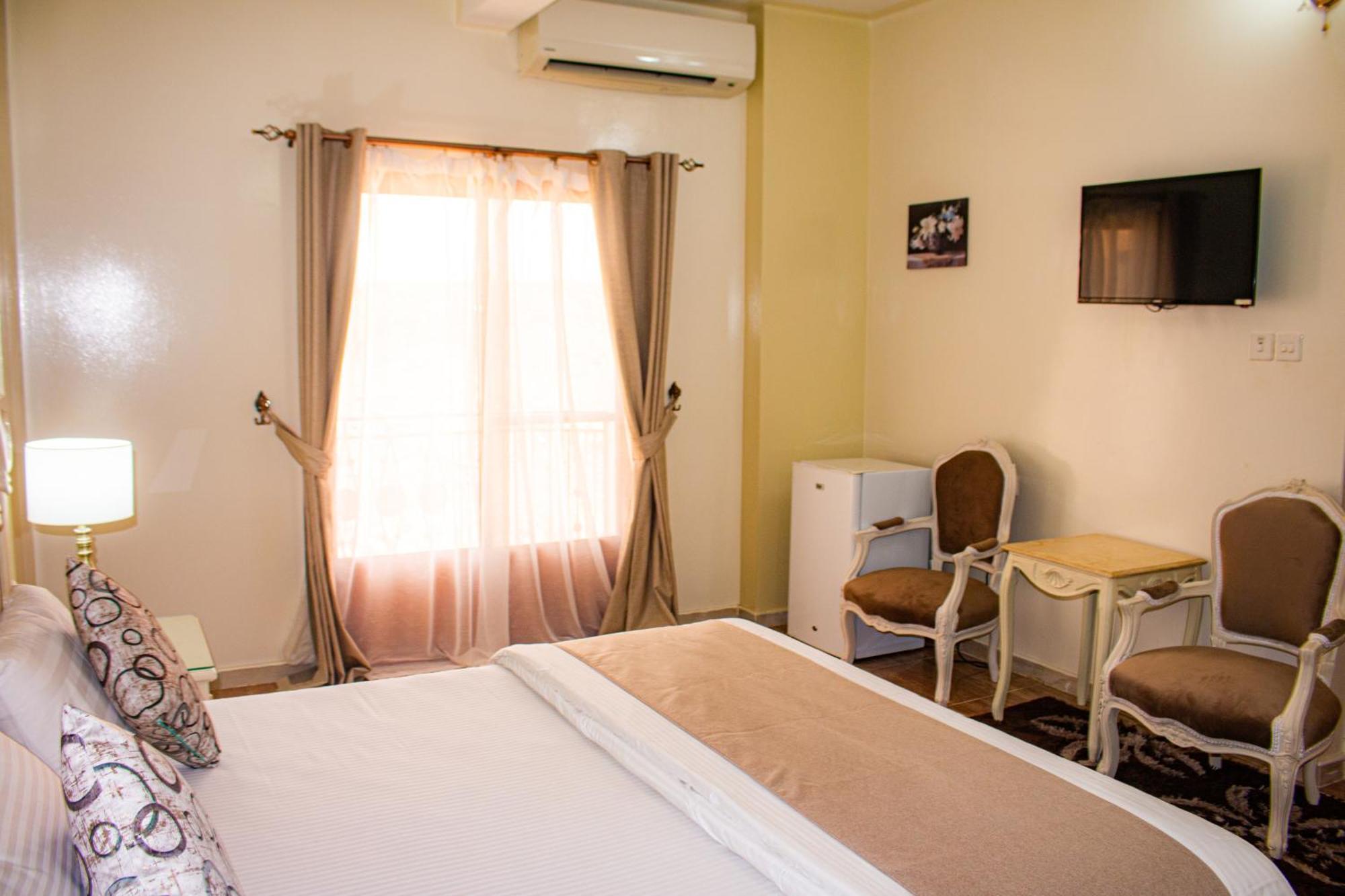 Riyam Hotel 2*