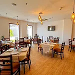 Riyam Hotel