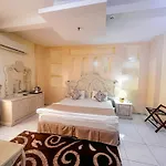 Riyam Hotel